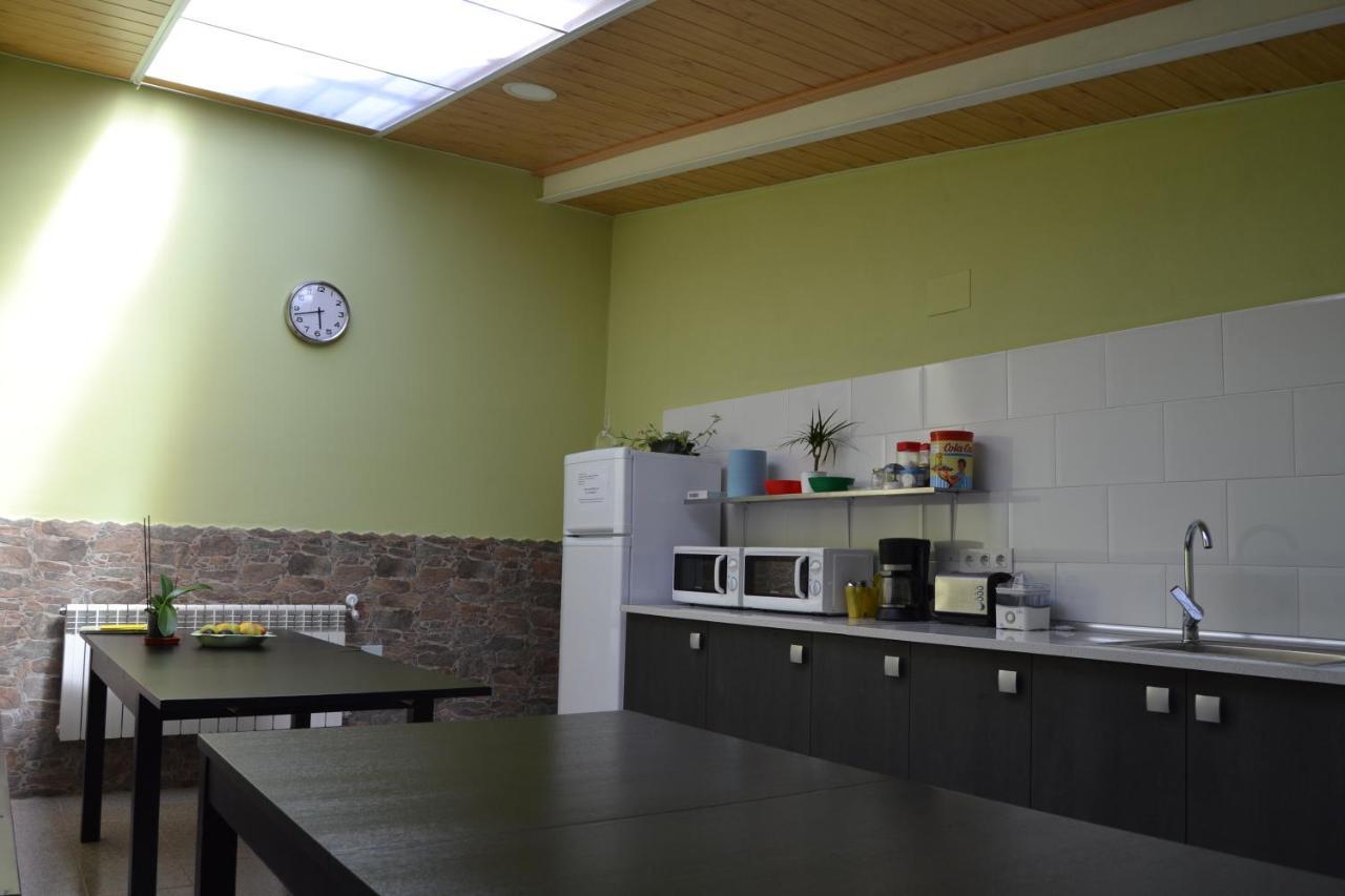 Albergue Valle Del Nonaya Salas  Kültér fotó